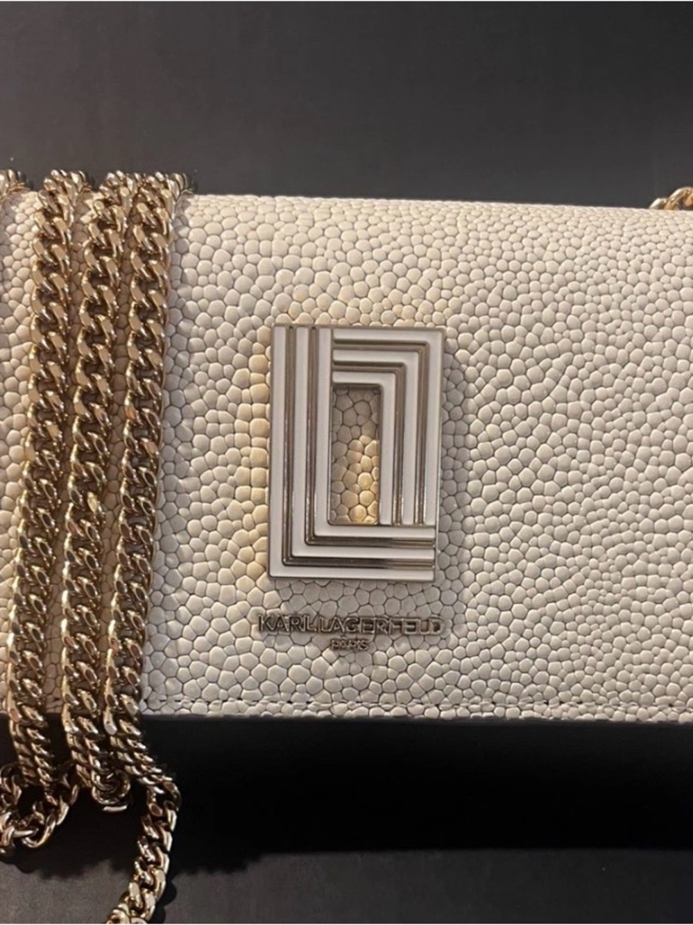 Karl Lagerfeld- Cream Pebbled Leather & Gold Chain Cross Body